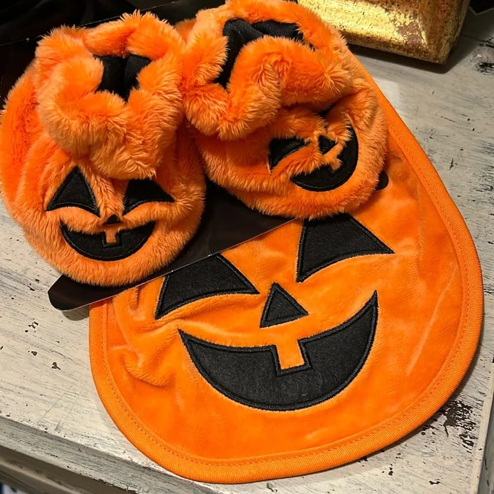 BIB AND BOOTIES Pumpkin Jack o Lantern.